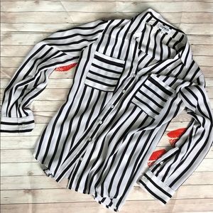 Express Portofino Shirt - M - Black White Striped